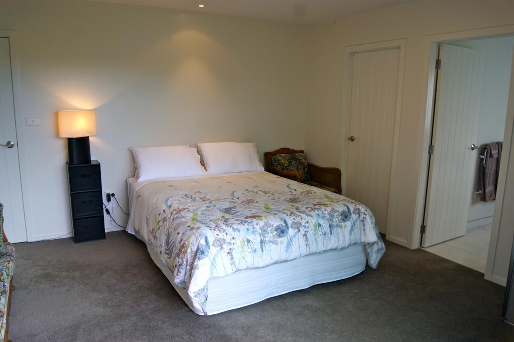 Waihi Beach Getaway-Studio, Ensuite & Private Deck Екстер'єр фото